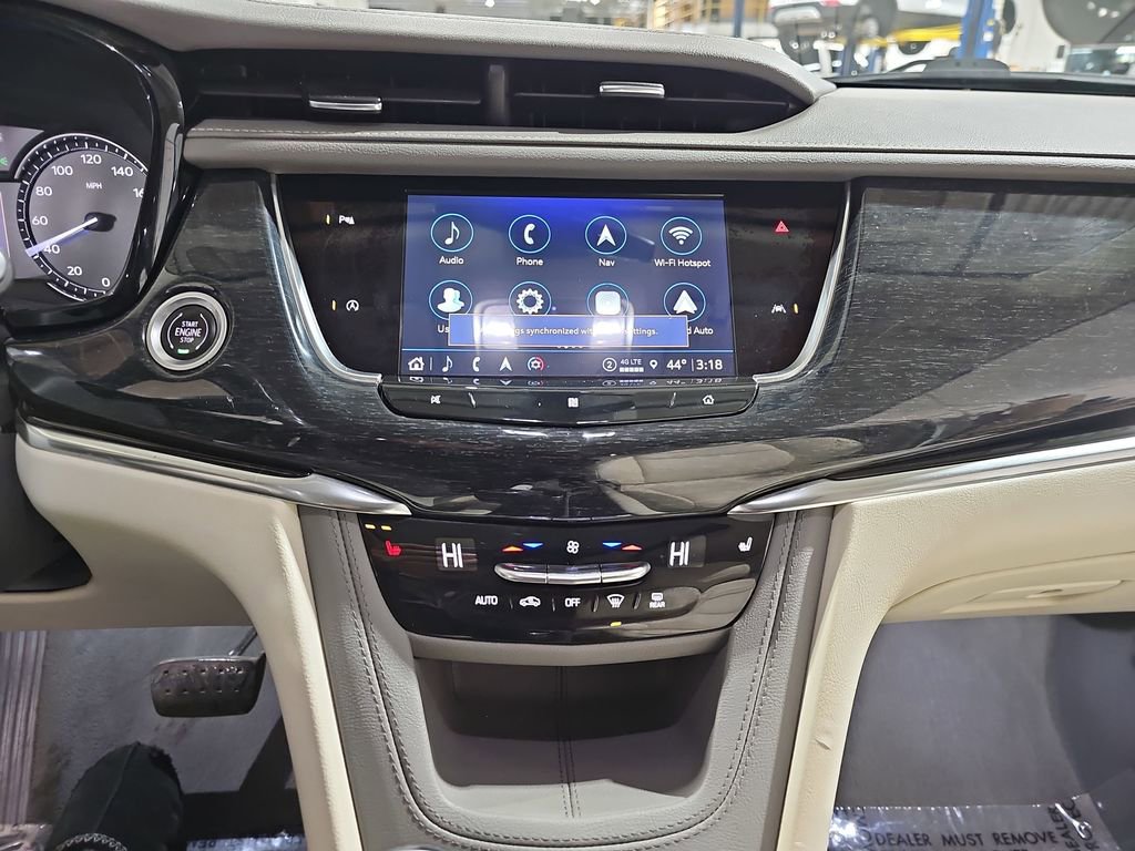 Certified 2021 Cadillac XT6 Premium Luxury w/ LPO, ONYX Package image 25