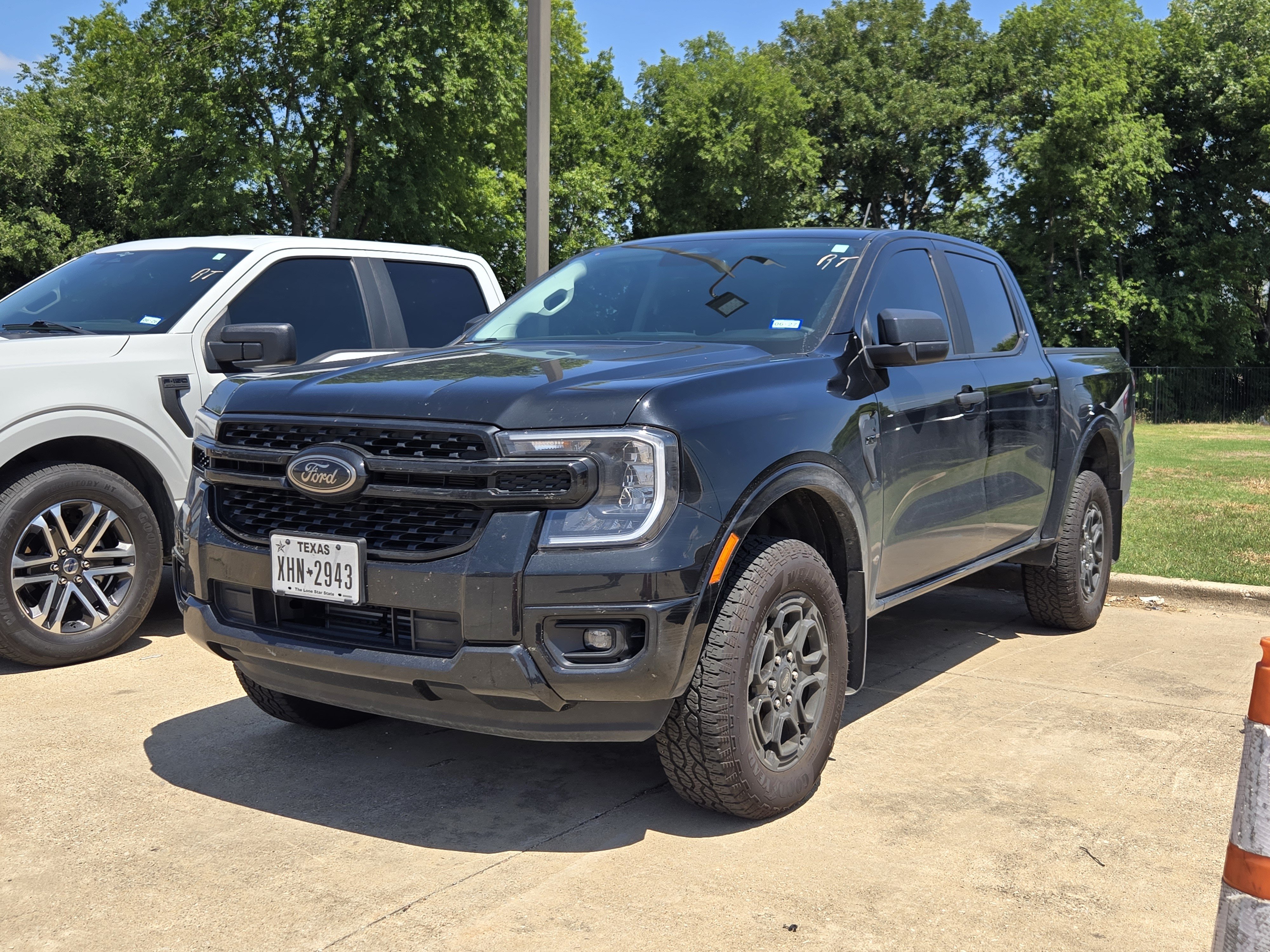 Used 2025 Ford Ranger XLT w/ Equipment Group 301A High RWD image 3