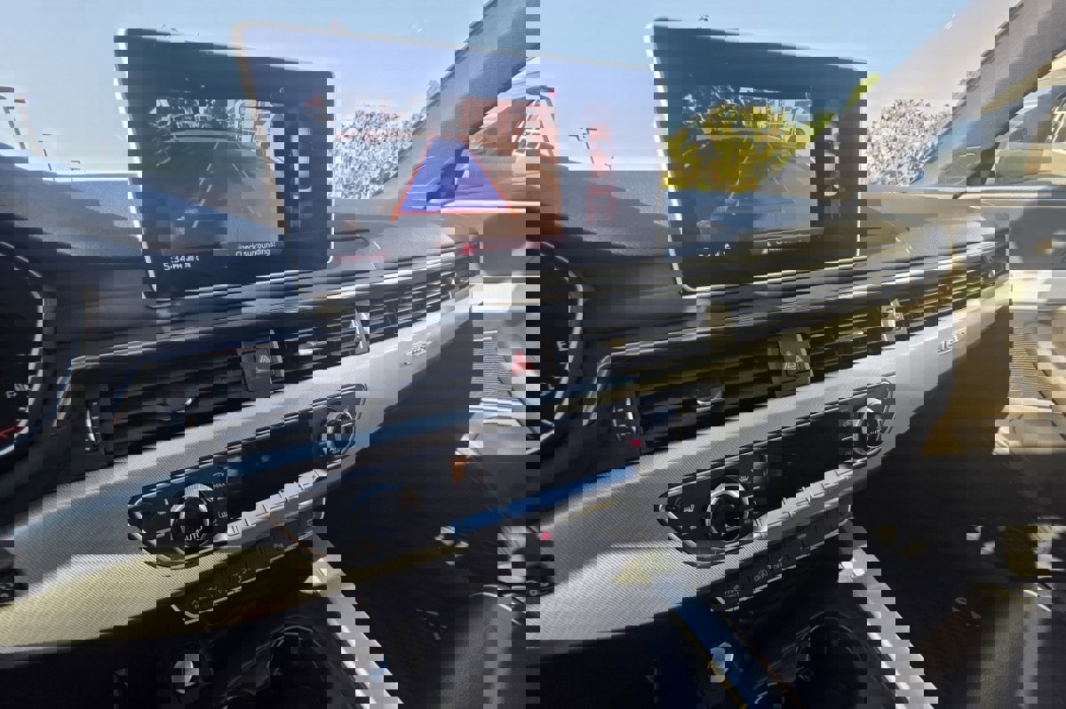 Used 2017 Audi A4 2.0T Premium Plus w/ Premium Plus Package image 9