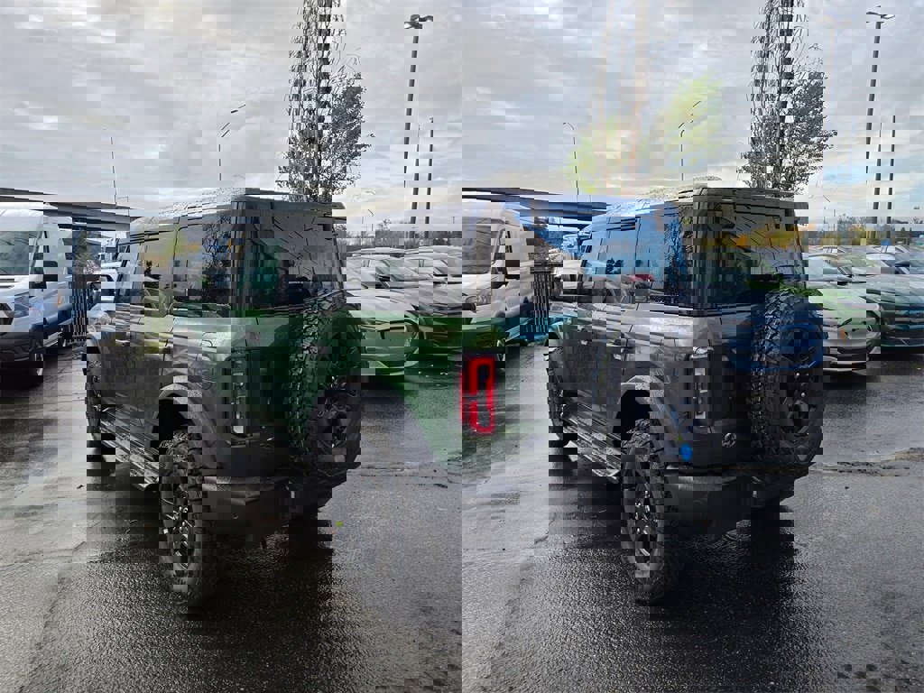 New 2025 Ford Bronco Outer Banks image 7