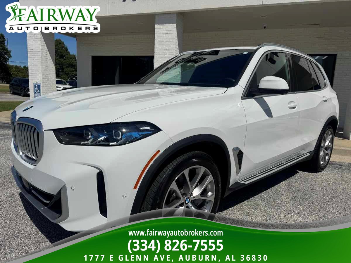 Used 2026 BMW X5 xDrive40i w/ Climate Comfort Package AWD/4WD image 2