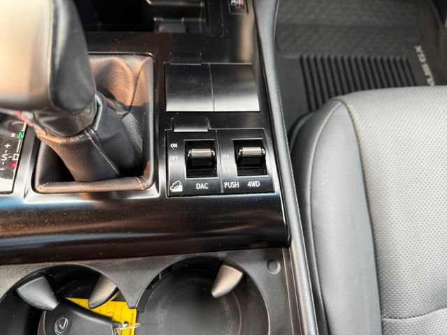 Used 2021 Lexus GX 460 Premium w/ Premium Package AWD/4WD image 24