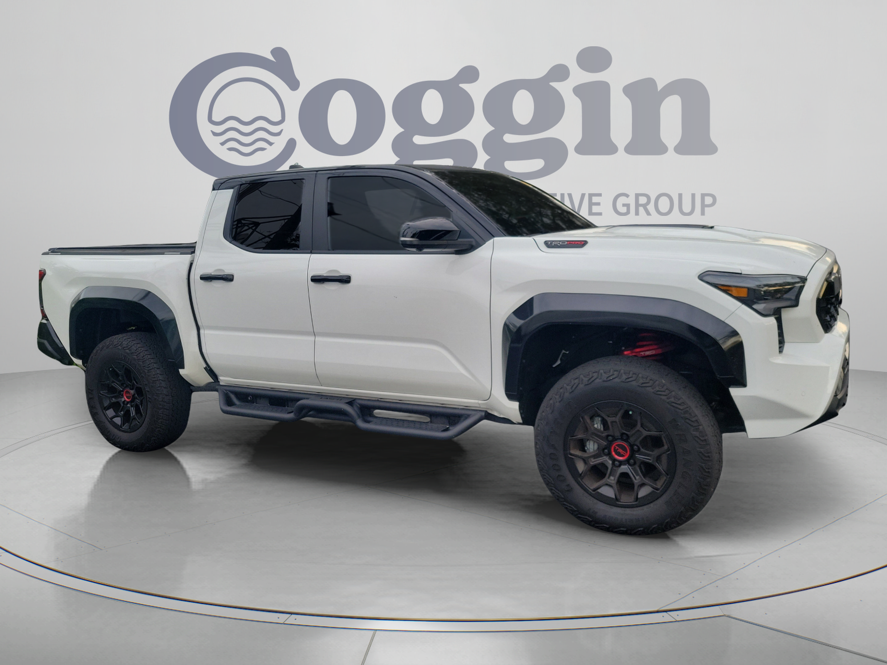 Certified 2025 Toyota Tacoma TRD Pro AWD/4WD image 4