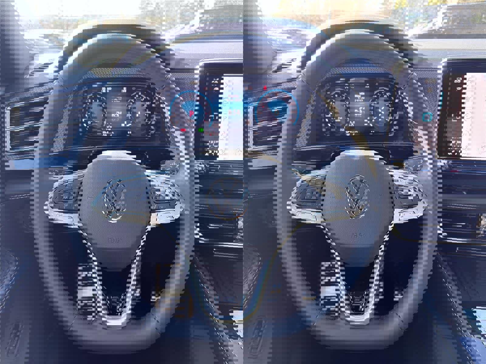 New 2026 Volkswagen Atlas Cross Sport SEL R-Line image 10