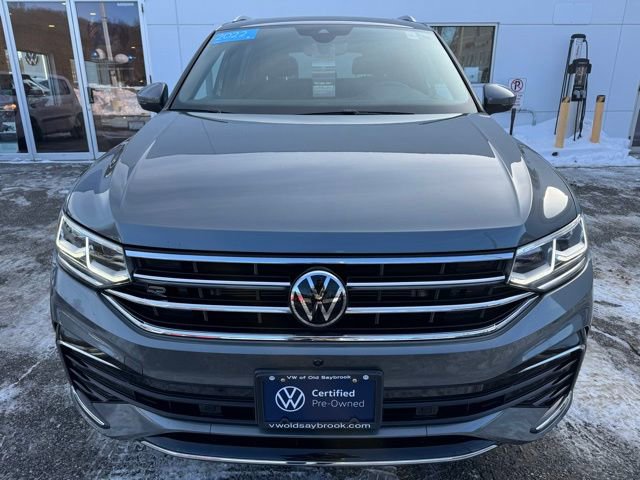 Certified 2022 Volkswagen Tiguan SEL R-Line image 2