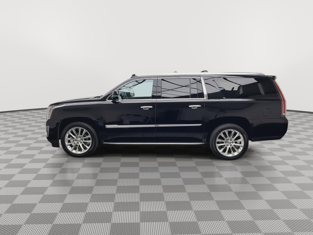 Certified 2019 Cadillac Escalade ESV Luxury AWD/4WD image 43