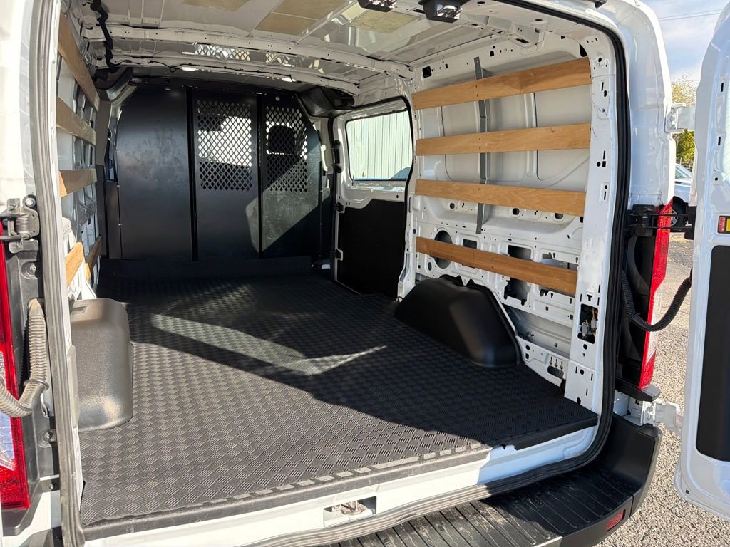 Used 2024 Ford Transit 250 Low Roof w/ Exterior Upgrade Package image 28