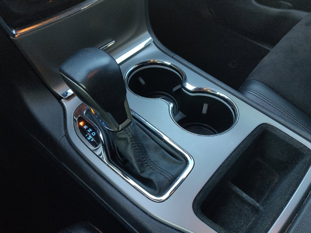 Used 2021 Jeep Grand Cherokee Laredo X image 26