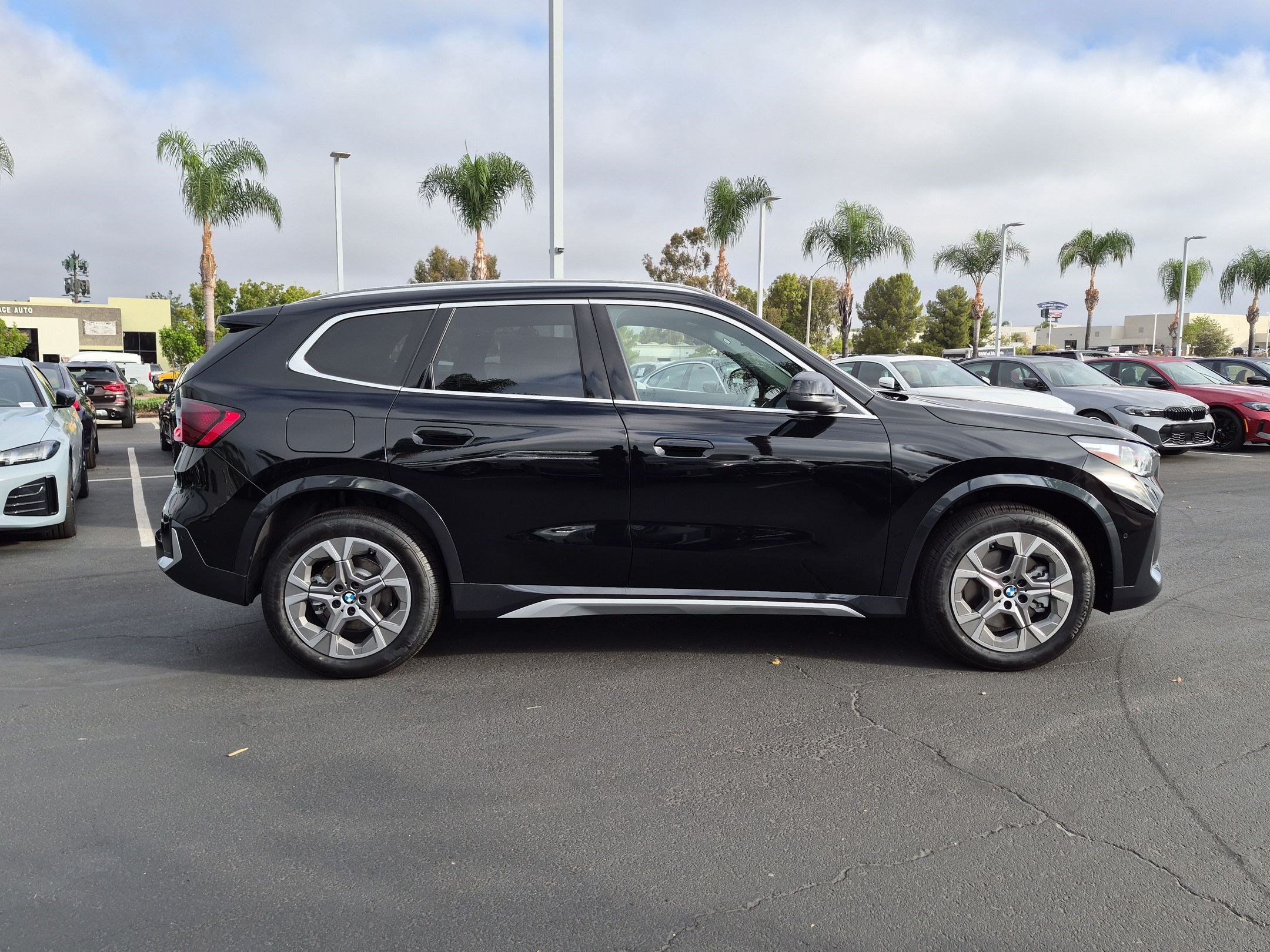 New 2027 BMW X1 xDrive28i AWD/4WD image 11