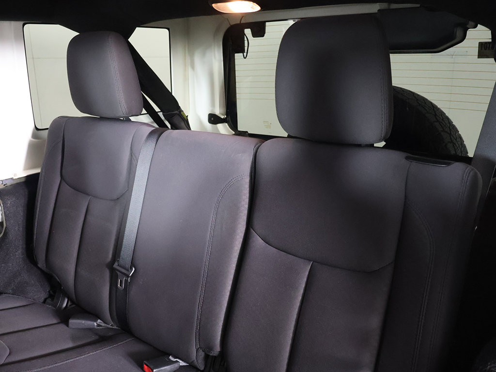 Used 2015 Jeep Wrangler Unlimited Sport w/ Quick Order Package 24S AWD/4WD image 27