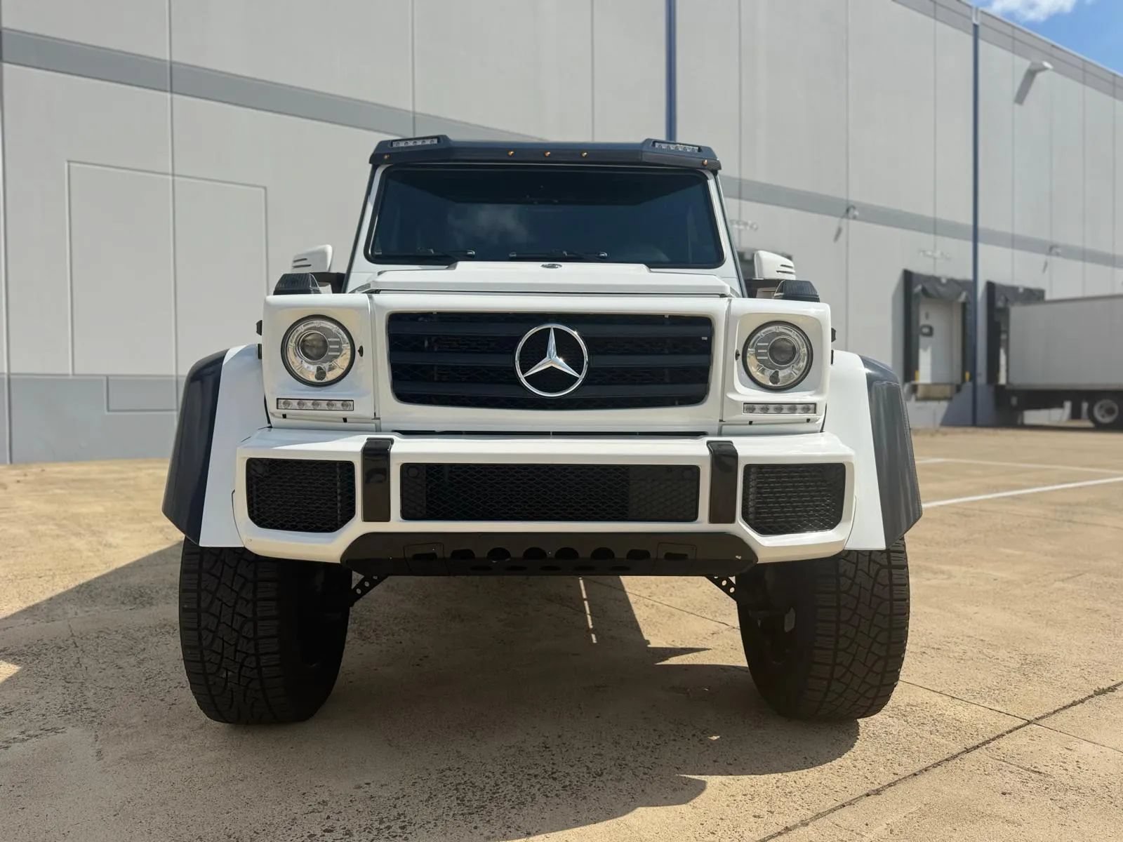 Used 2018 Mercedes-Benz G 550 Squared image 11