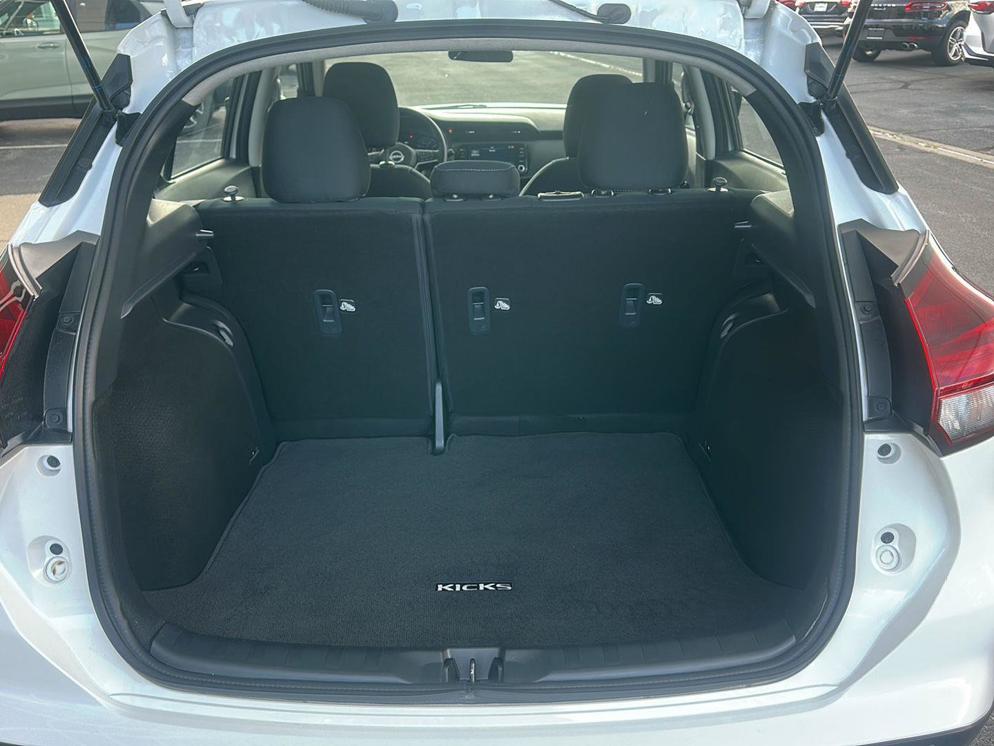 Used 2024 Nissan Kicks SV FWD image 16