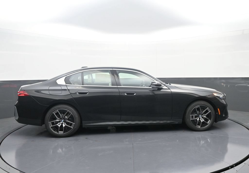 New 2027 BMW 530i xDrive AWD/4WD image 8