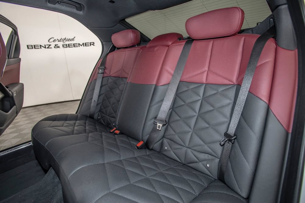 Used 2023 BMW 740i RWD image 14