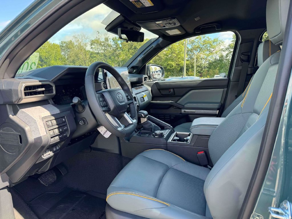 Certified 2026 Toyota 4Runner Trailhunter AWD/4WD image 15