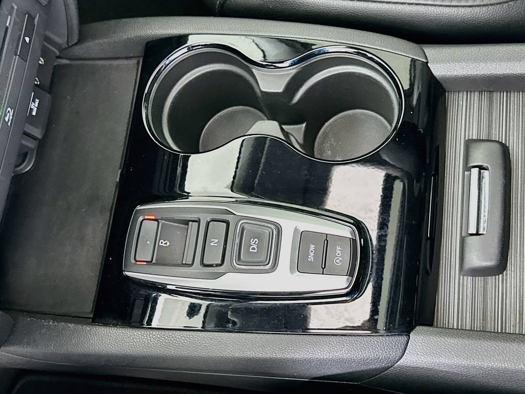 Certified 2017 Honda Pilot Touring image 16