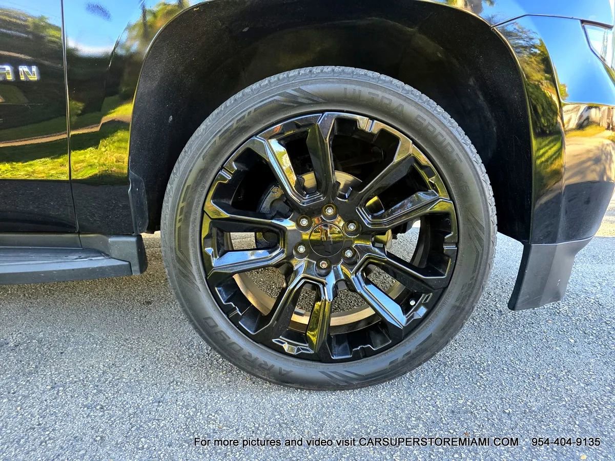 Used 2018 Chevrolet Suburban LT RWD image 93