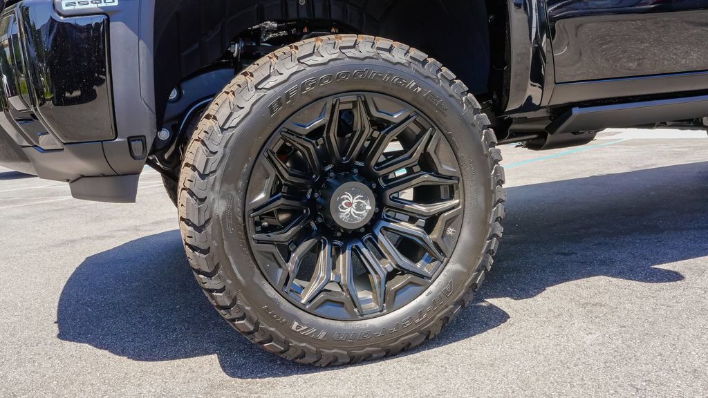 New 2026 GMC Sierra 2500 AT4 w/ AT4 Premium Plus Package AWD/4WD image 7