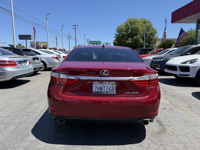 Used 2015 Lexus ES 350 w/ Premium Package FWD image 5