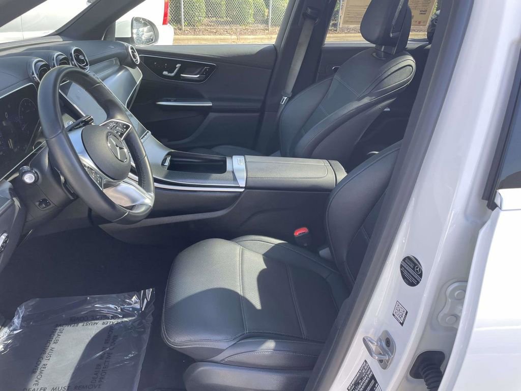 Used 2024 Mercedes-Benz GLC 300 4MATIC image 27