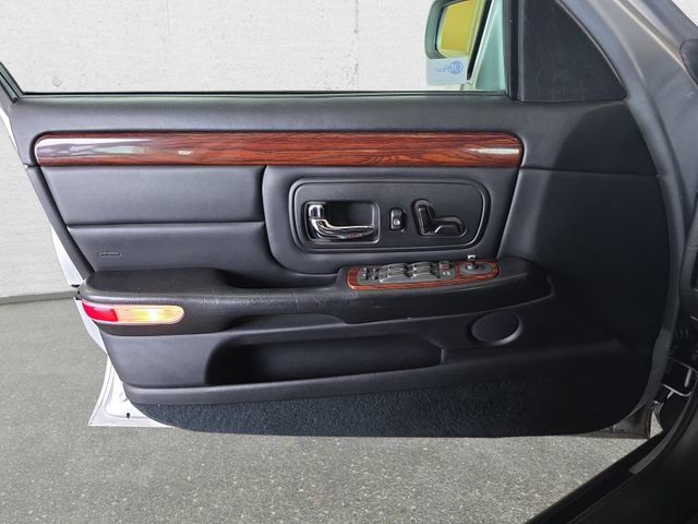 Used 1999 Cadillac De Ville w/ Comfort/Convenience Pkg FWD image 22