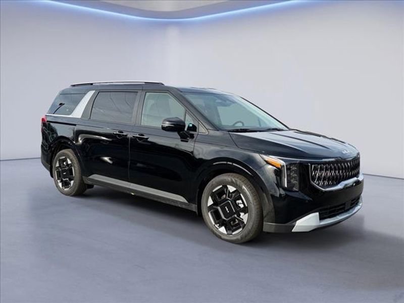 New 2026 Kia Carnival EX image 1