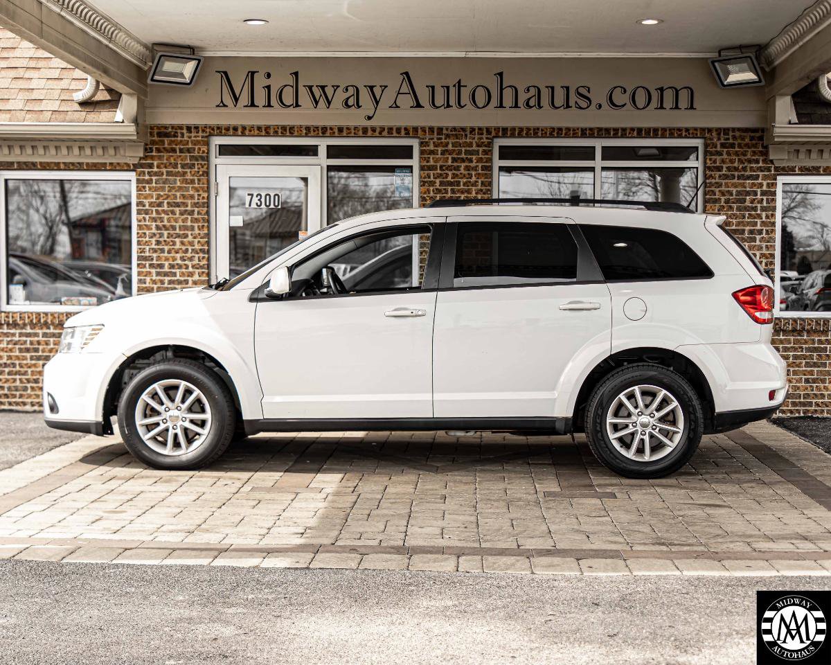 Used 2015 Dodge Journey SXT w/ Flexible Seating Group image 3