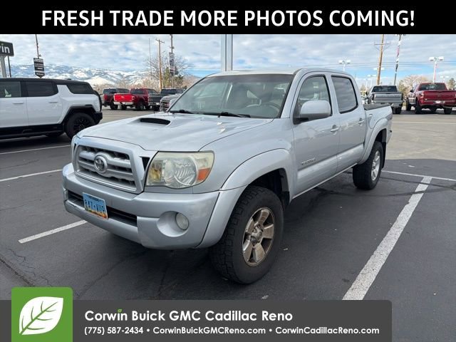 Used 2005 Toyota Tacoma 4x4 Double Cab image 1