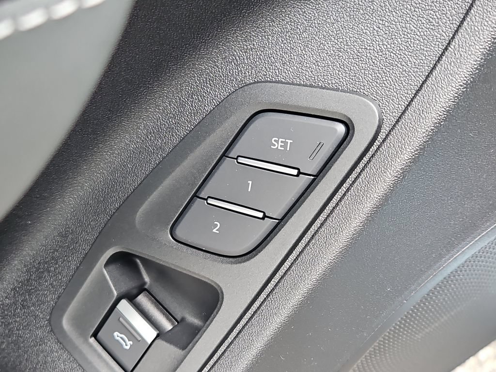 New 2026 Audi Q3 quattro 2.0T AWD/4WD image 14