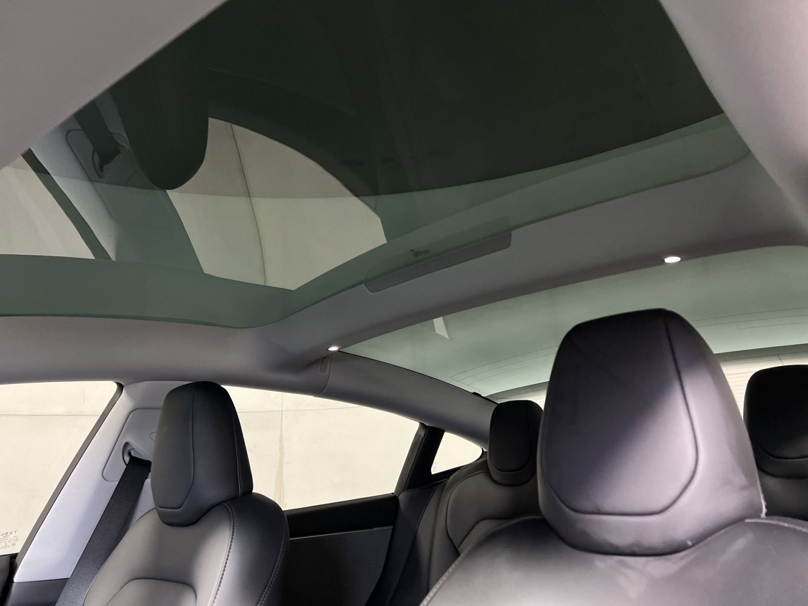 Used 2025 Tesla Model 3 Long Range image 23