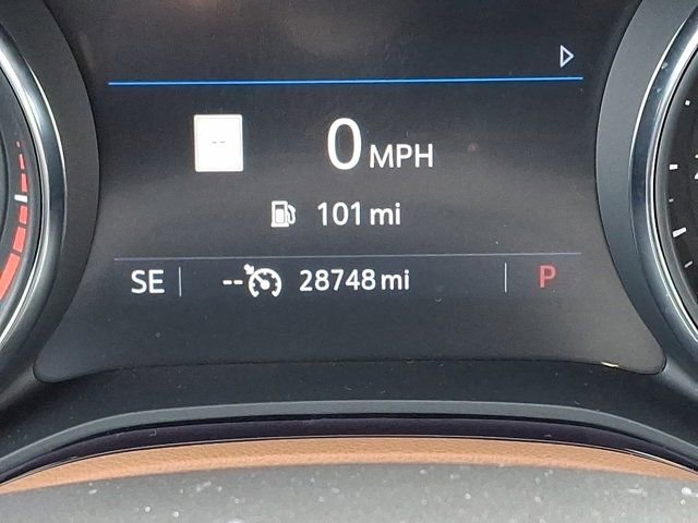 Used 2020 Buick Encore GX Essence w/ Advanced Technology Package image 22