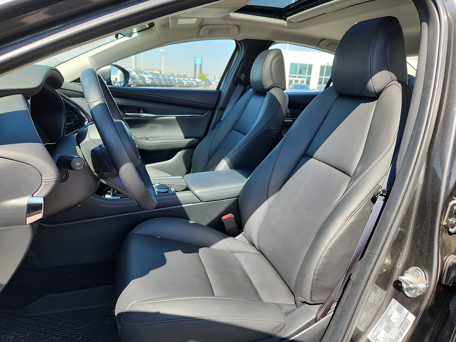 Used 2025 MAZDA MAZDA3 s image 13