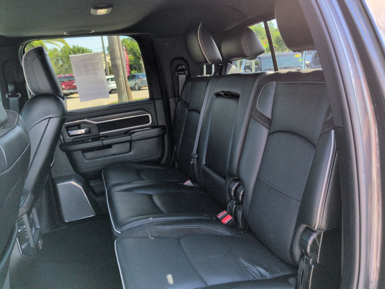 Certified 2025 RAM 2500 Laramie AWD/4WD image 13