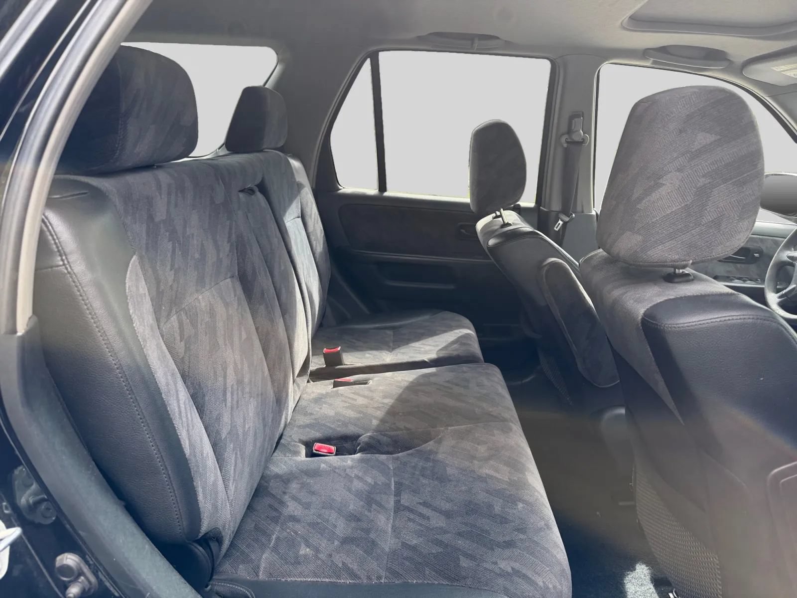 Used 2004 Honda CR-V EX image 18
