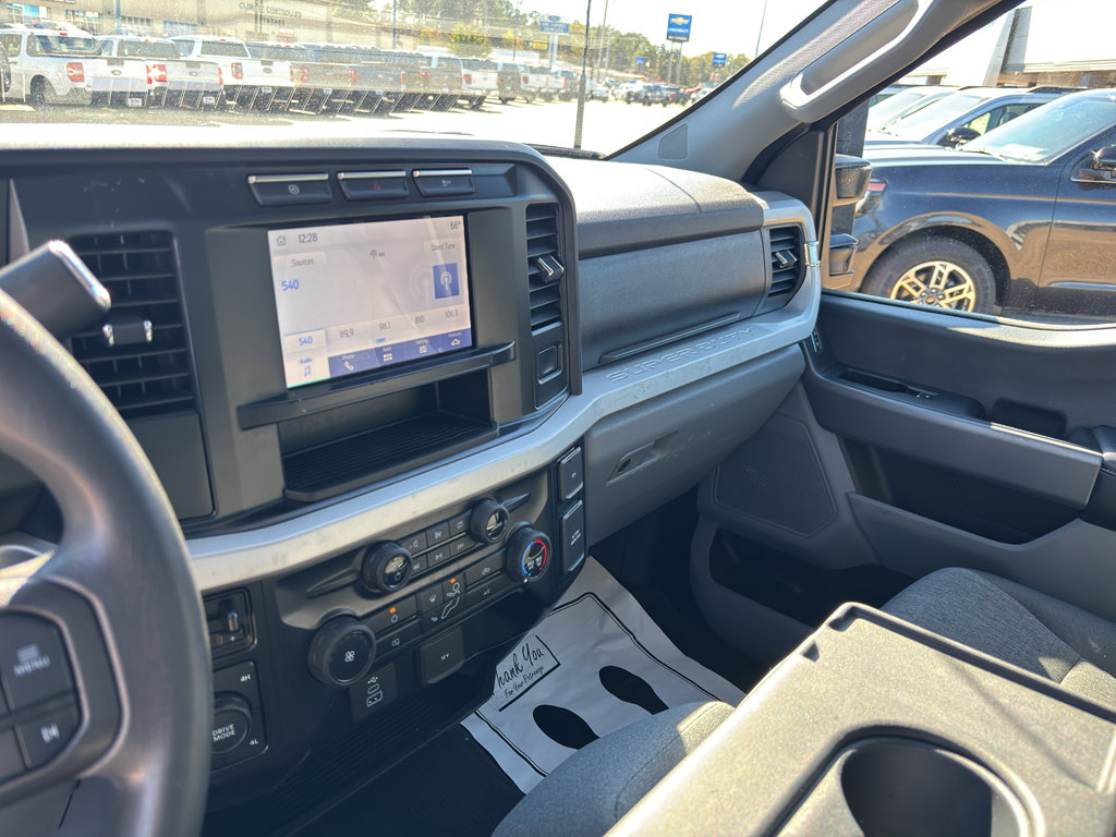 Used 2024 Ford F350 XLT image 29