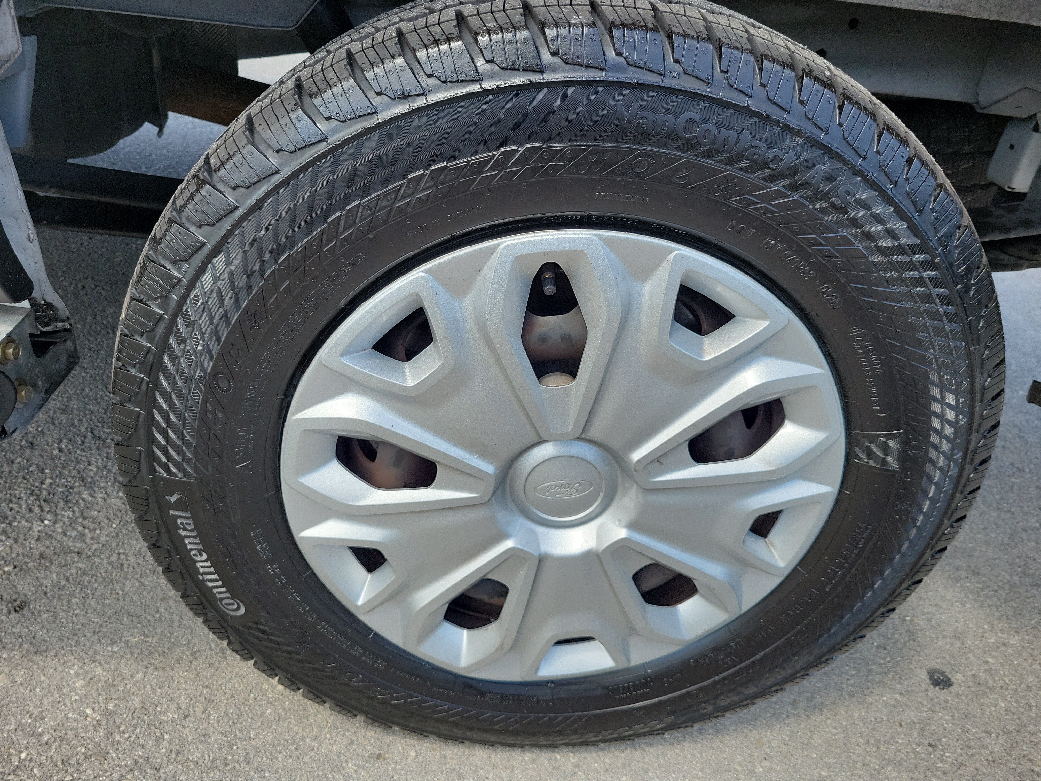 Used 2025 Ford Transit 250 Low Roof w/ Exterior Upgrade Package RWD image 29