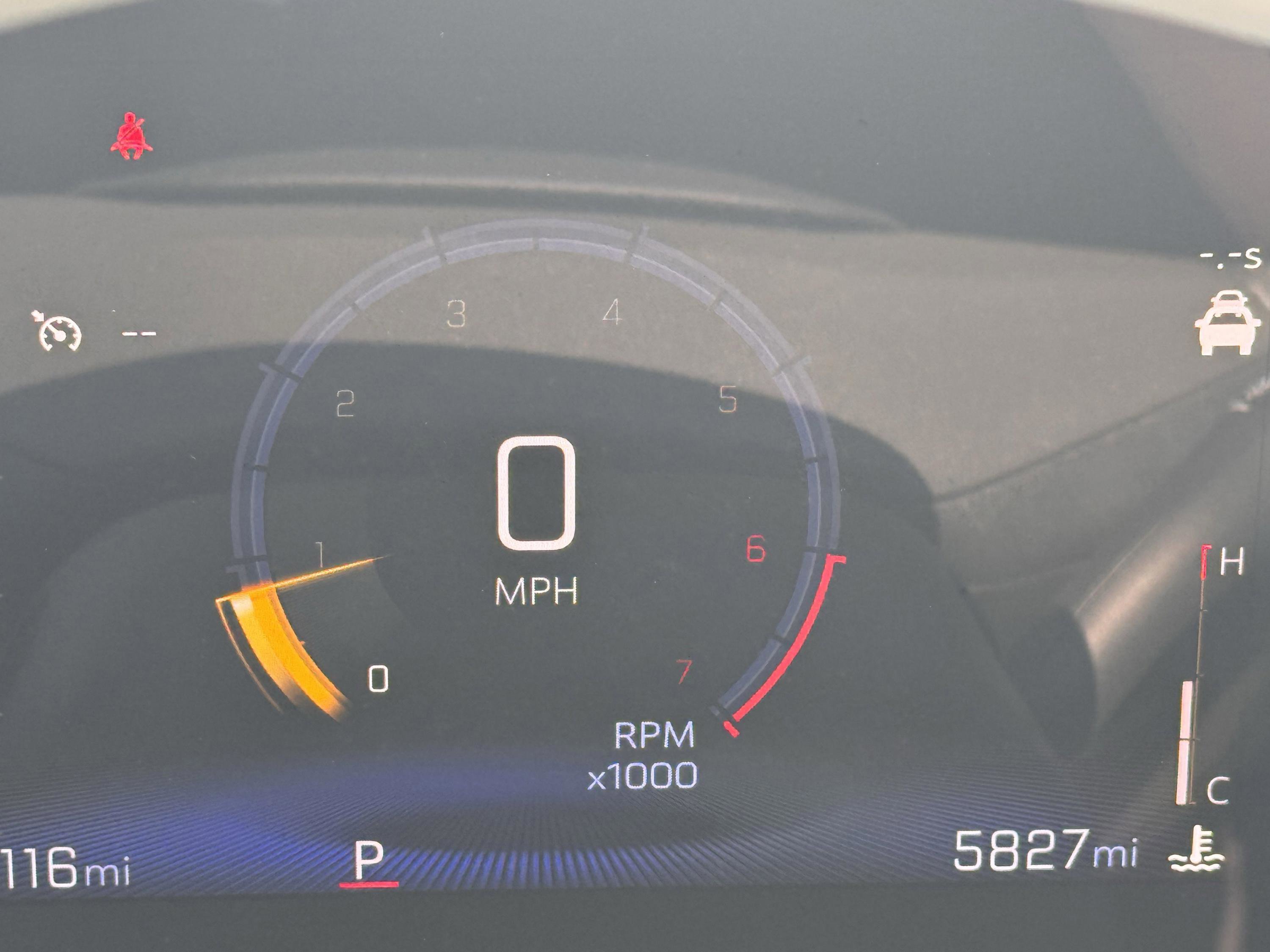 Used 2025 Chevrolet Trax LT FWD image 21