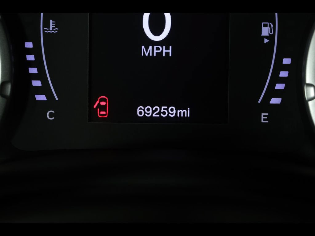 Used 2019 Jeep Renegade Altitude w/ Quick Order Package 2XM AWD/4WD image 22