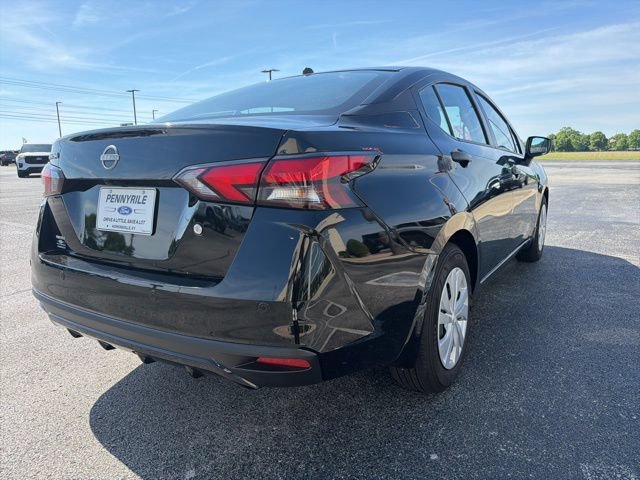 Used 2025 Nissan Versa S w/ Trunk Package FWD image 5