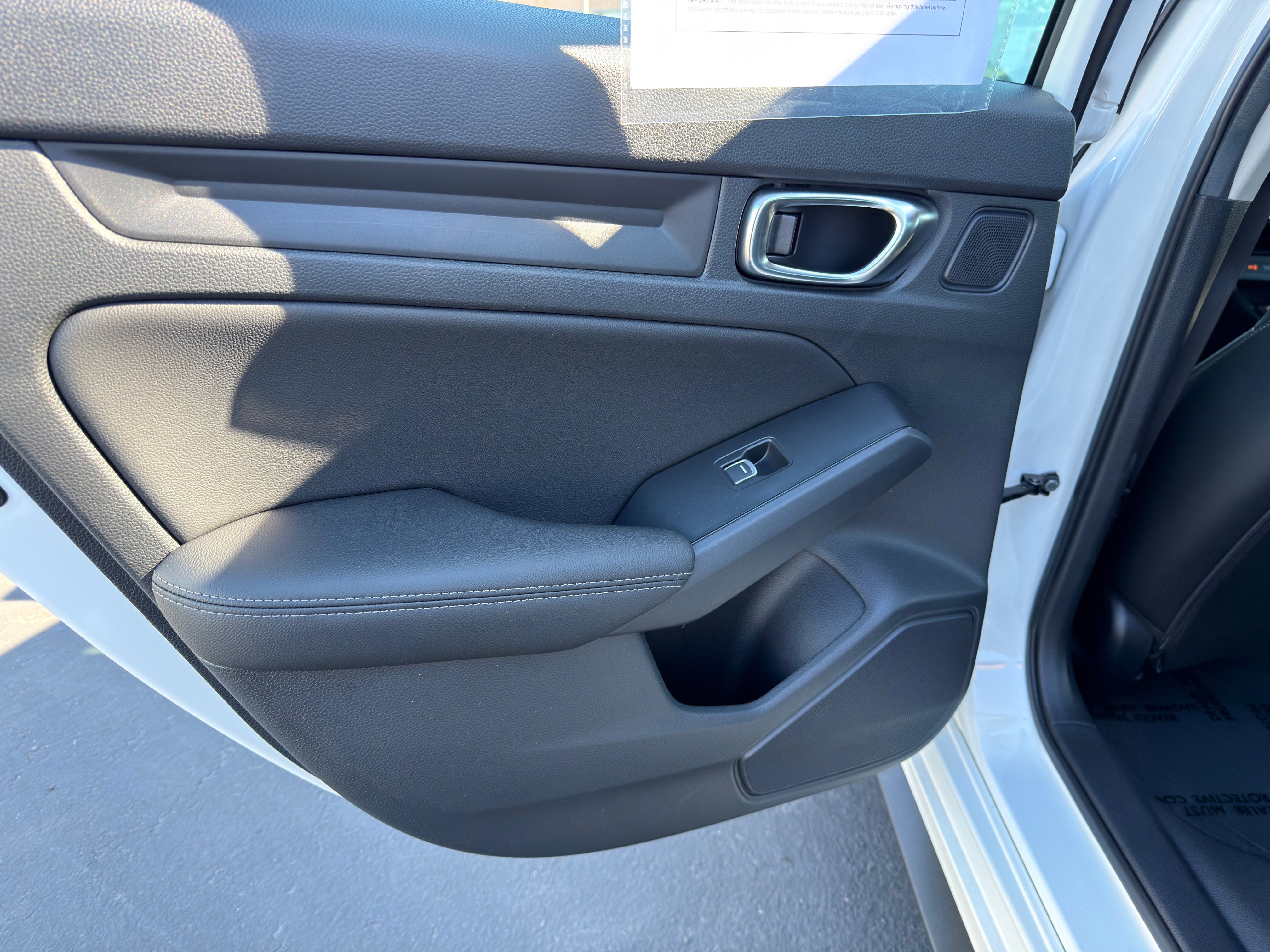 Used 2024 Honda Civic EX-L image 13