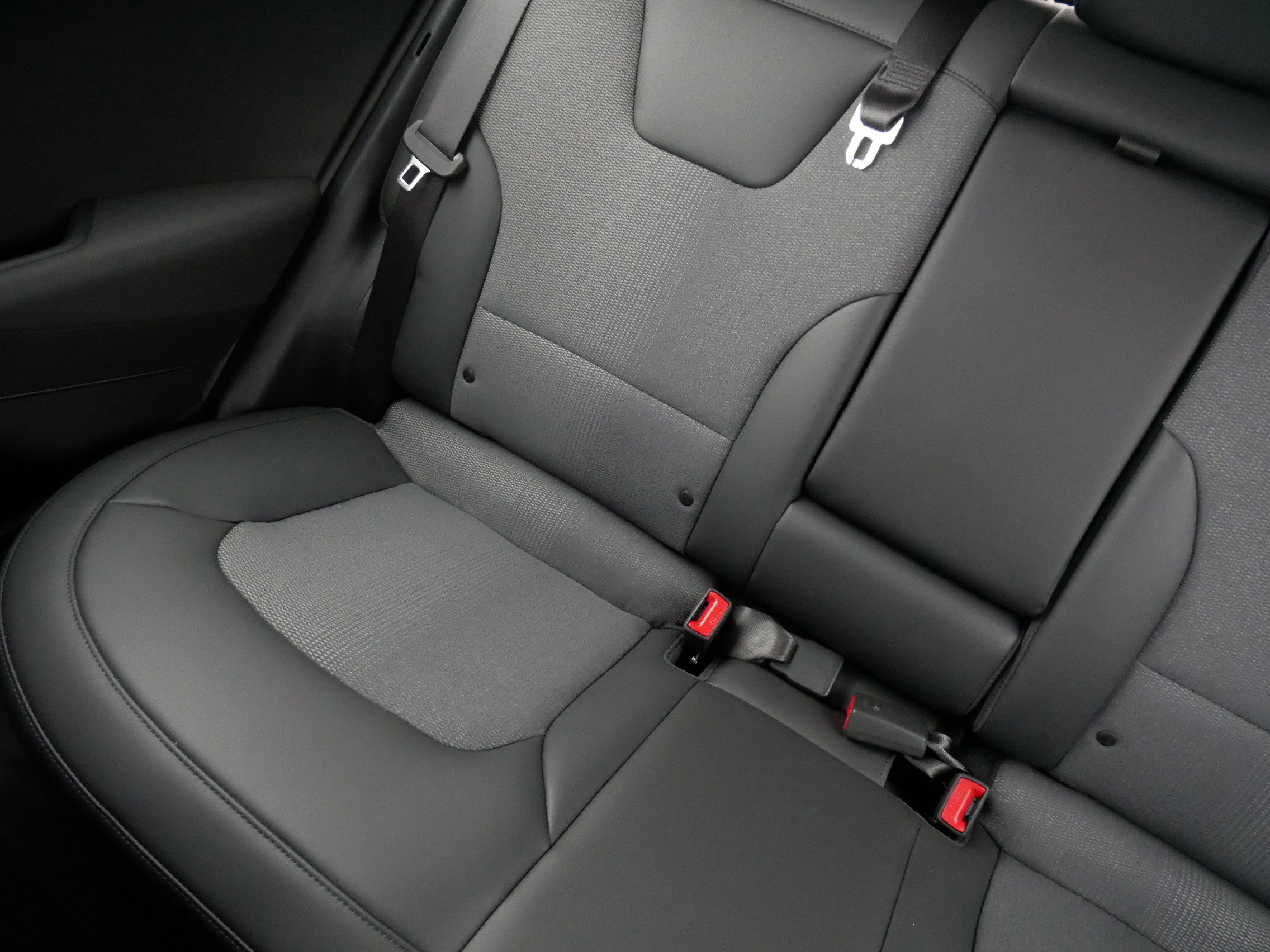 Used 2025 Kia Niro Wind w/ Wind Preserve Package image 12