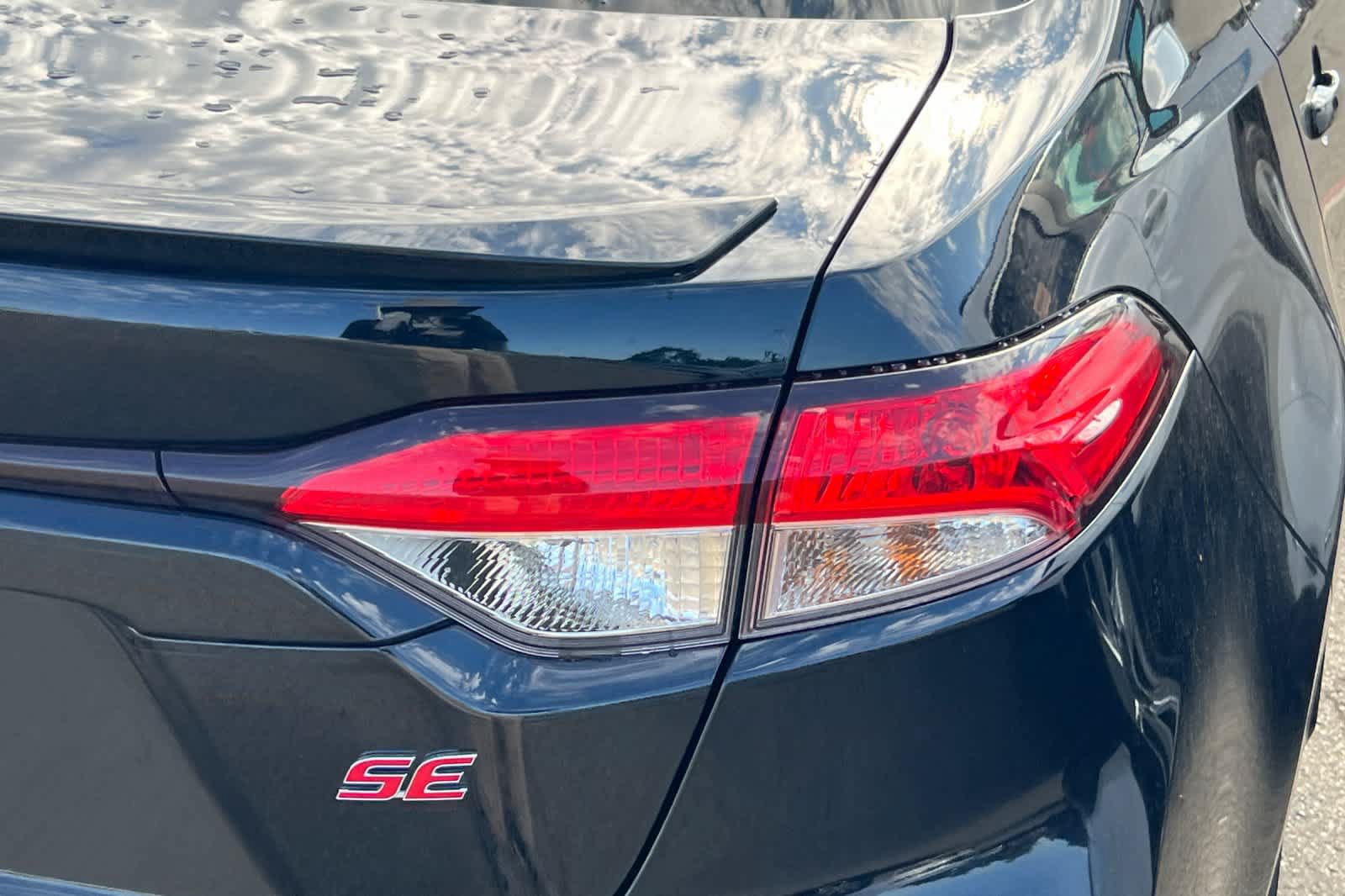 Used 2023 Toyota Corolla SE FWD image 18