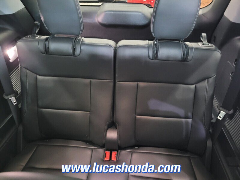 Used 2023 Ford Explorer XLT w/ Equipment Group 202A image 9