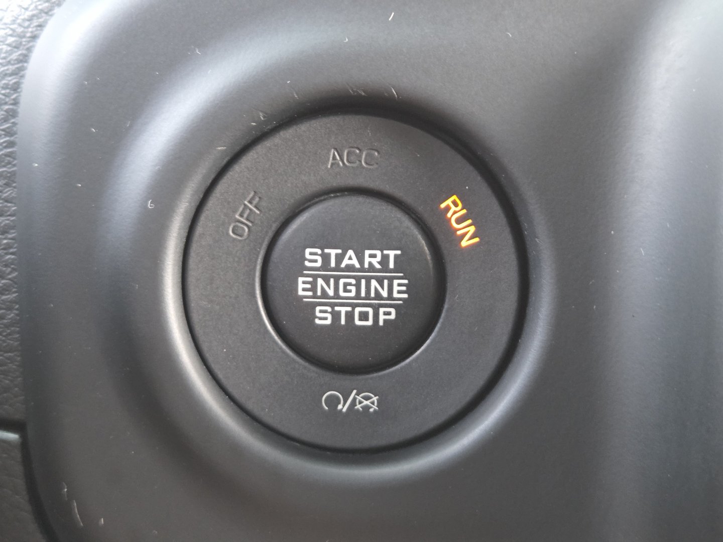 Used 2018 Jeep Wrangler Unlimited Sahara AWD/4WD image 30