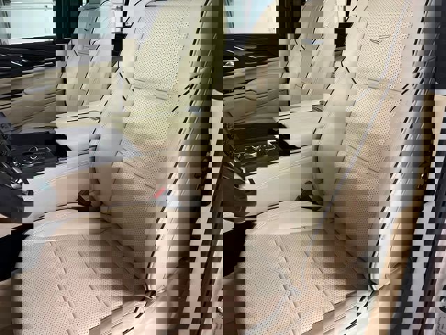 Certified 2024 Cadillac Escalade Premium Luxury w/ Performance Package image 16