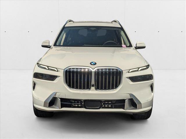 Used 2026 BMW X7 xDrive40i w/ Premium Package image 6