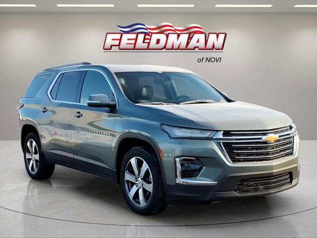 Used 2022 Chevrolet Traverse LT w/ LT Premium Package image 11