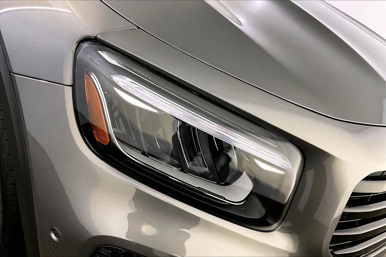 New 2026 Mercedes-Benz GLB 250 4MATIC image 16