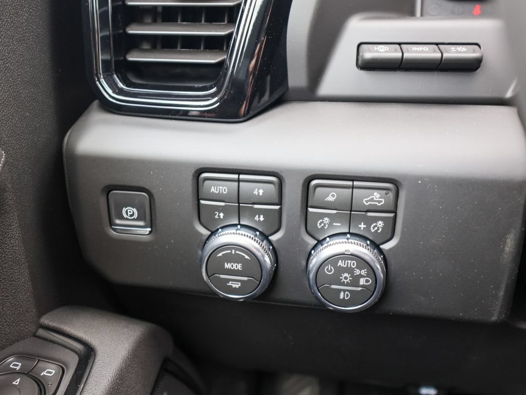 New 2026 GMC Sierra 2500 AT4 w/ AT4 Premium Plus Package AWD/4WD image 29