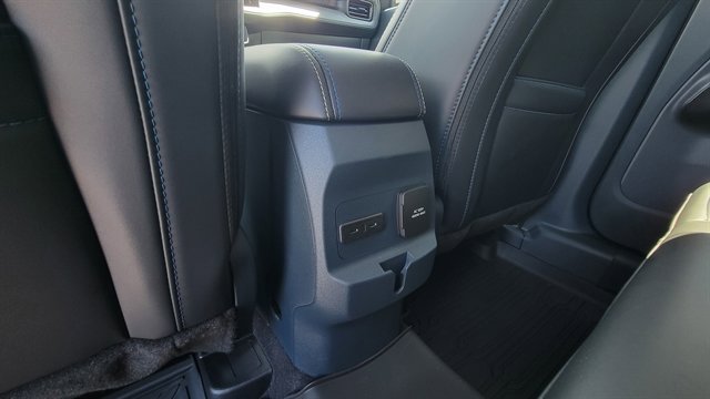 Used 2026 Ford Maverick Lobo AWD/4WD image 58
